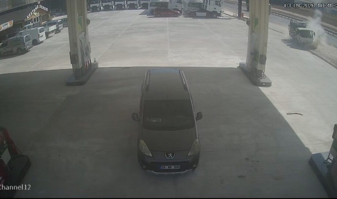 Bursa’nın Nilüfer ilçesinde meydana gelen trafik kazasında, kontrolden çıkan bir