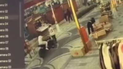 Tekirdağ’ın Kapaklı ilçesinde, bir çocuğa motosiklet çarptı ve çocuk yaralandı.