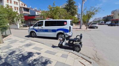 Karaman ilinde, araca çarpmamak için ani bir manevra yapan 3