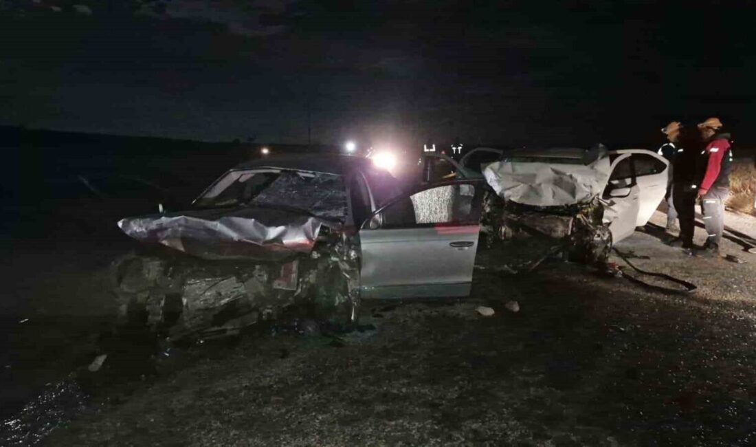 Karaman’da meydana gelen trafik kazasında, iki otomobilin çarpışması sonucu 2