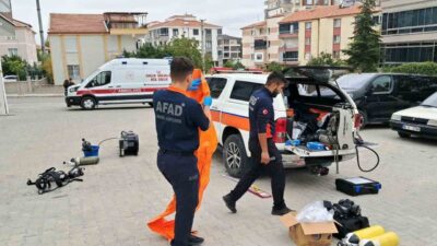 Karaman’da evlerinde ölü bulunan bir çiftin cenazelerinin çıkarılmasının ardından AFAD