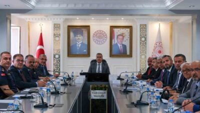 Karaman’da, 2026-2027 akademik yılı öncesi Üniversite Güvenlik Koordinasyon Toplantısı düzenlendi.