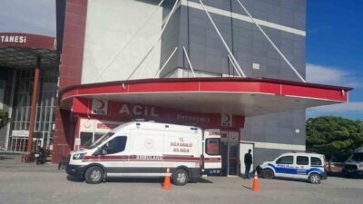 Konya’nın Karapınar ilçesinde, otomobil ile bisikletin çarpışması sonucu meydana gelen