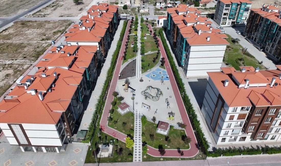 Karatay Belediyesi, 30 yıllık faizsiz konut tecrübesini ve insan odaklı