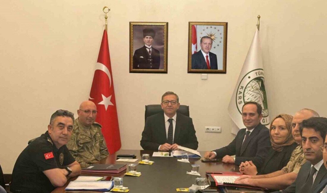 Kars Valisi Ziya Polat başkanlığında gerçekleştirilen İl Güvenlik ve Asayiş