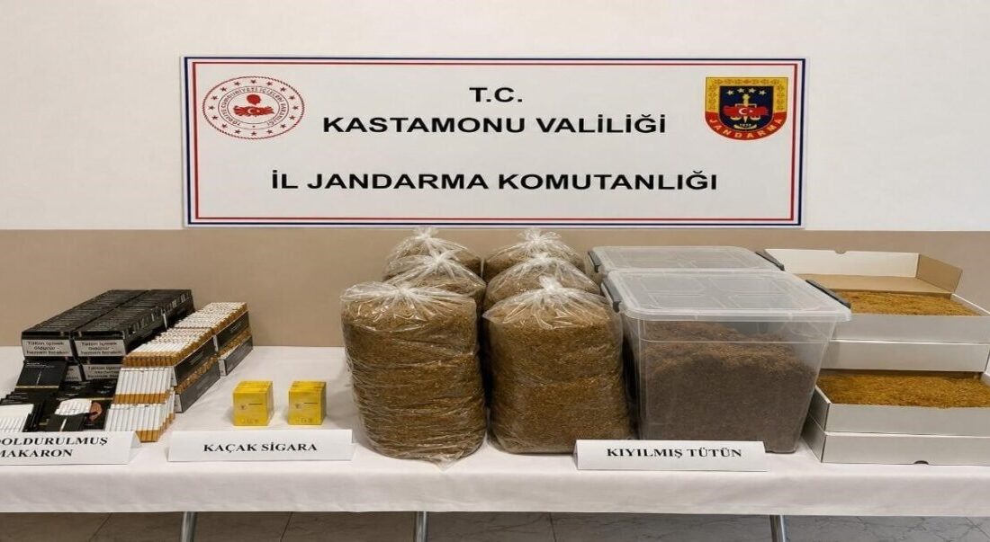 Kastamonu’da jandarma ekipleri, kaçakçılıkla mücadele çalışmaları kapsamında gerçekleştirdikleri aramalarda, 4