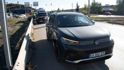 Kastamonu’da bir kavşakta kırmızı ışık ihlali yapan bir cip ile