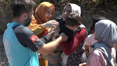 Bursa’da çalışan mevsimlik işçi bir aile, 2.5 yaşındaki çocukları Emir’in