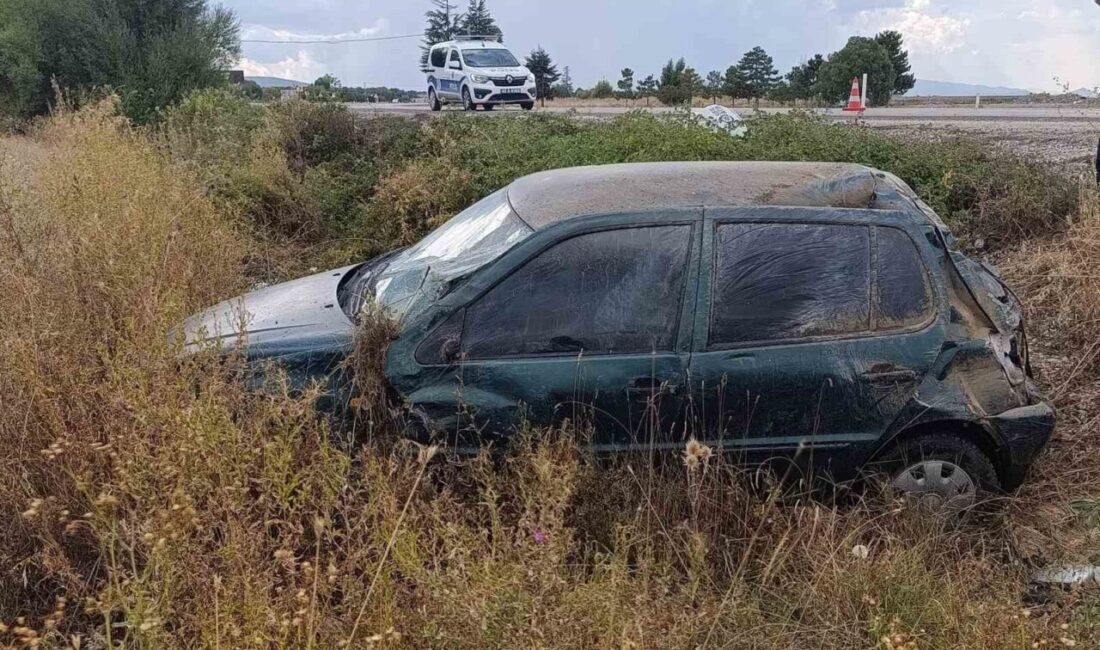 Konya’nın Beyşehir ilçesinde, yağışlı havanın neden olduğu bir trafik kazasında