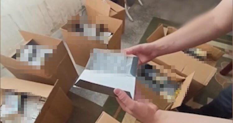 Kayseri’de emniyet güçleri tarafından gerçekleştirilen operasyonda sigara kaçakçılığı yaptıkları tespit