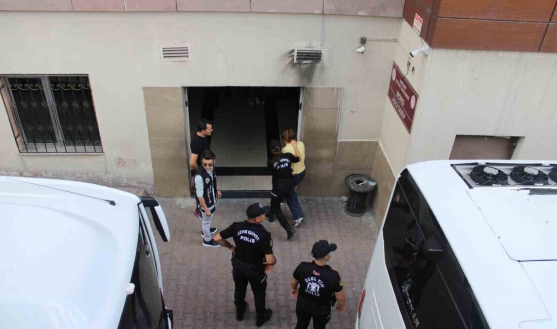 Kayseri’de gerçekleştirilen operasyonla yakalanan 32 şüpheli, ‘Şirinler’ olarak bilinen yeni