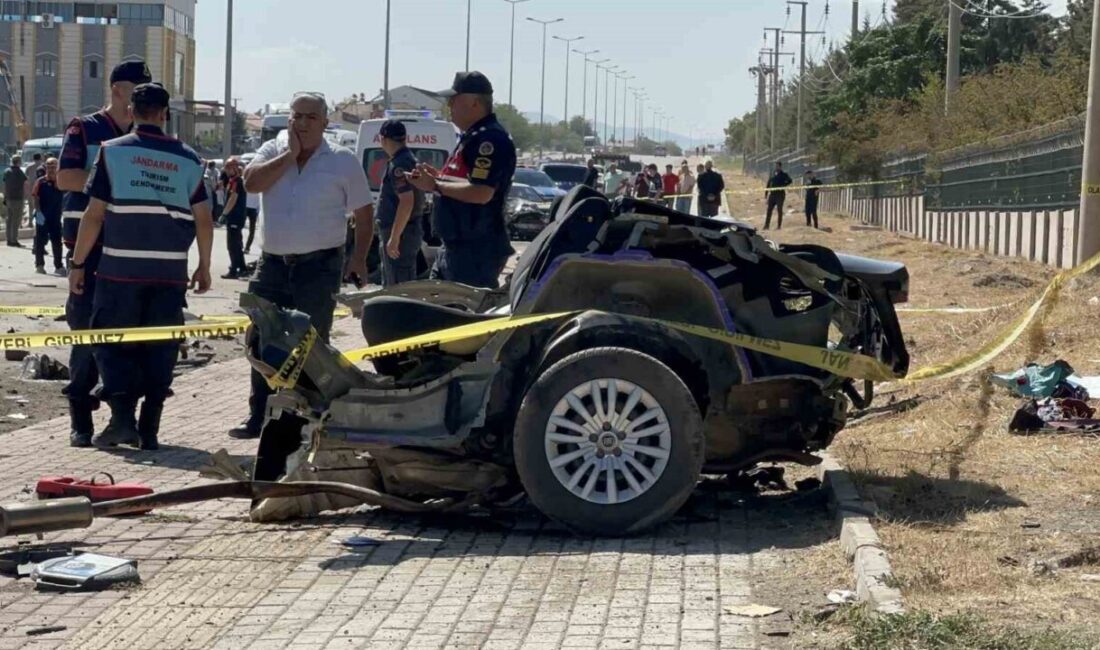 Elazığ’da meydana gelen trafik kazasında, iki aracın çarpışması sonucunda Fiat
