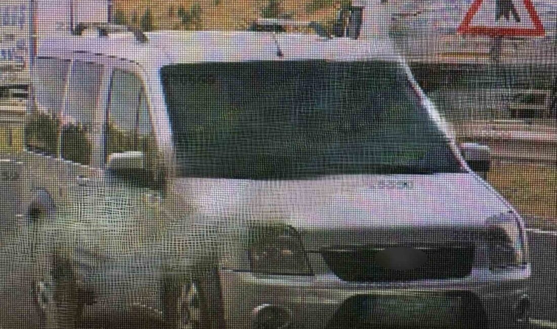 Konya’da polis ve savcı gibi tanıtılarak bir vatandaşı telefonla arayıp
