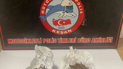 Keşan ilçesinde yapılan polis denetimlerinde farklı zamanlarda uyuşturucu ve ruhsatsız