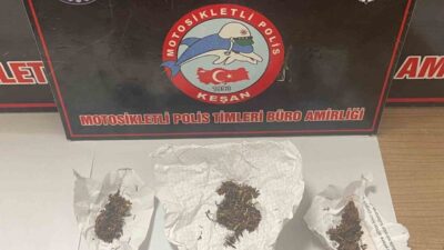 Keşan ilçesinde, polis tarafından durdurulan ve durumlarından şüphelenilen 2 kişinin