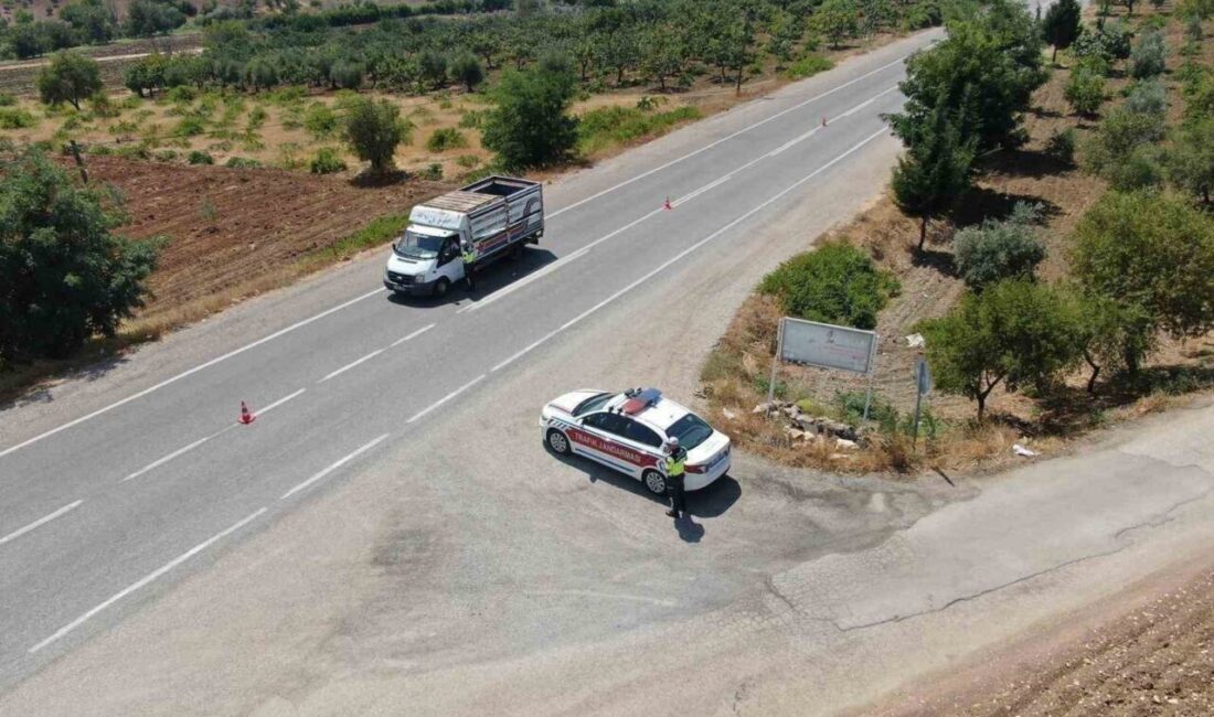 Kilis’te, trafik güvenliğini artırmak ve kazaları azaltmak amacıyla jandarma ekipleri