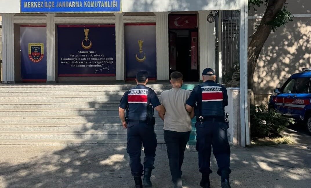 Kırıkkale ilinde jandarma ekipleri tarafından durdurulan bir araçta 539 adet