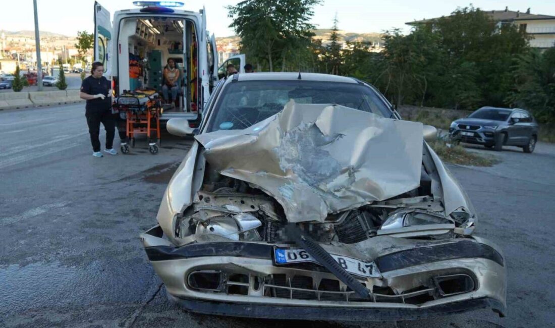Kırıkkale’de meydana gelen trafik kazasında bir minibüs ile bir otomobil