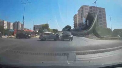 Aydın’ın Efeler ilçesinde meydana gelen trafik kazasında 3 kişi yaralanırken,