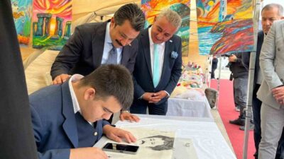 Kırşehir’de düzenlenen 39. Ahilik Haftası etkinlikleri çerçevesinde, Cacabey Meydanı’nda gerçekleşen