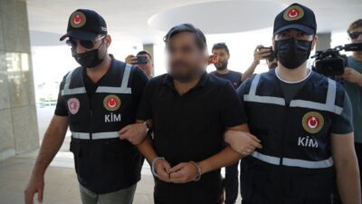 Kapıkule Sınır Kapısı’nda tır dorsesinin altında yakalanan ve yurt dışına