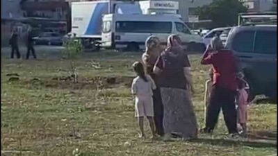 Kocaeli’nin Darıca ilçesinde yer alan bir binanın çatısında yangın çıktı