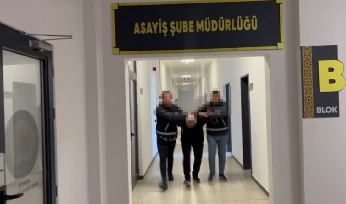 Kocaeli ilinde 63 yaşındaki Gülbiter Duman’ı boğazından bıçaklayarak öldürdüğü ve