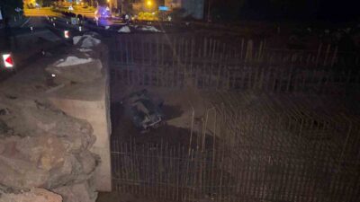 Bartın’da meydana gelen trajik bir olayda, kontrolü kaybeden bir otomobil,