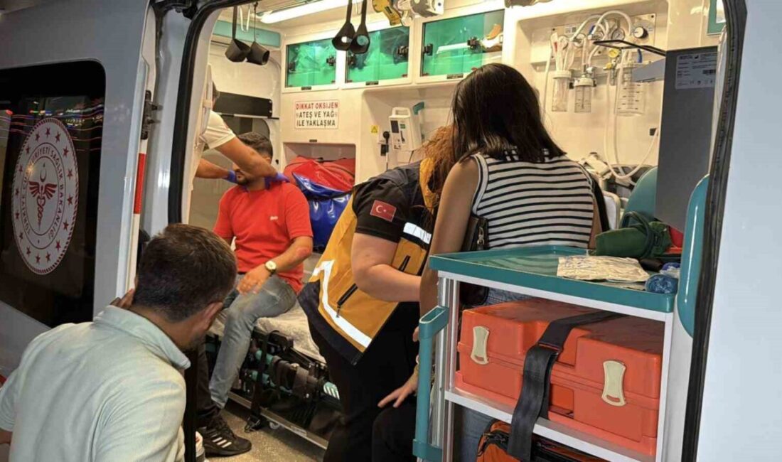 Adıyaman’da meydana gelen bir trafik kazasında 5 kişi yaralandı. Kazaya