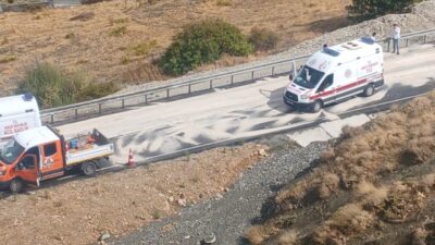 Malatya-Adıyaman kara yolunda meydana gelen bir kazada, sürücüsü direksiyon hakimiyetini