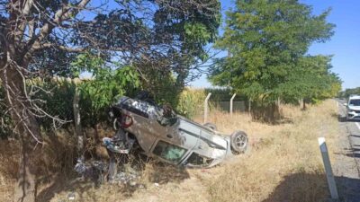 Kulu ilçesinde meydana gelen trafik kazasında, aracın takla atması sonucu