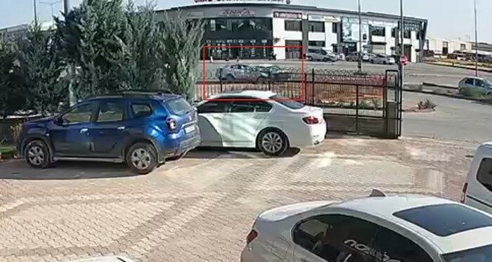 Konya’da meydana gelen trafik kazasında 2 aracın çarpışması sonucunda bir