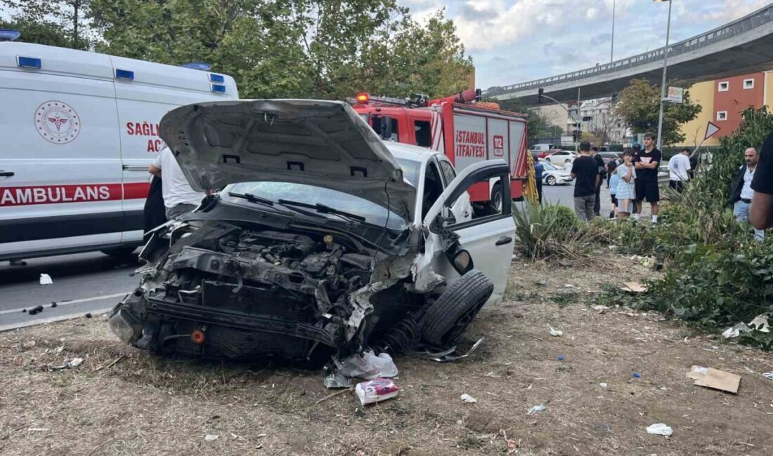 İstanbul Küçükçekmece’de bir bisikletliye çarpmamak için sürücünün ani manevra yapması