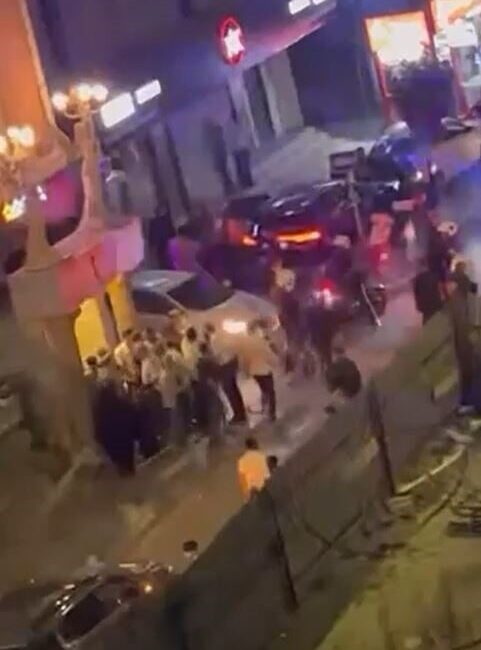 Küçükçekmece ilçesinde bir düğün salonunda başlayan olay, taraflar arasındaki kavganın