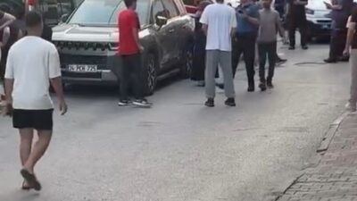 Küçükçekmece’de, Halkalı Merkez Mahallesi Zeynebiye Caddesi’nde meydana gelen silahlı çatışmada,