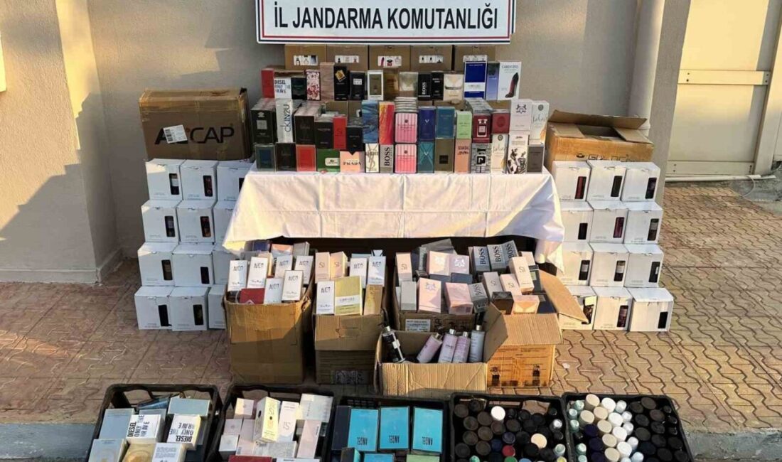 Kuşadası ilçesinde, dünyaca ünlü markalara ait piyasa değeri yaklaşık 4