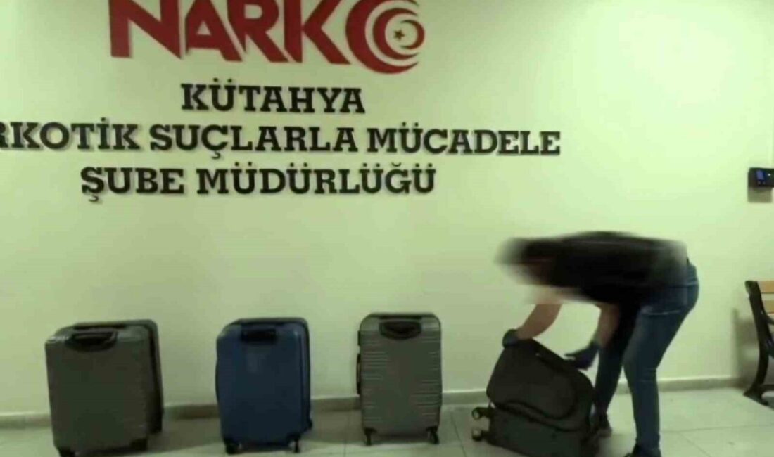Kütahya’da polis ekipleri tarafından yürütülen operasyonda, 4 adet valizde toplam