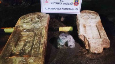 Kütahya’nın Aslanapa ilçesinde Jandarma ekipleri tarafından gerçekleştirilen operasyonda, Roma İmparatorluğu