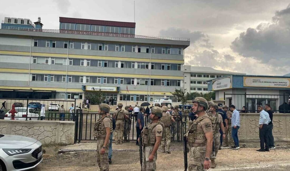 Osmaniye ilindeki Farabi Anadolu Lisesi’nde görev yapan Edebiyat Öğretmeni Mehmet