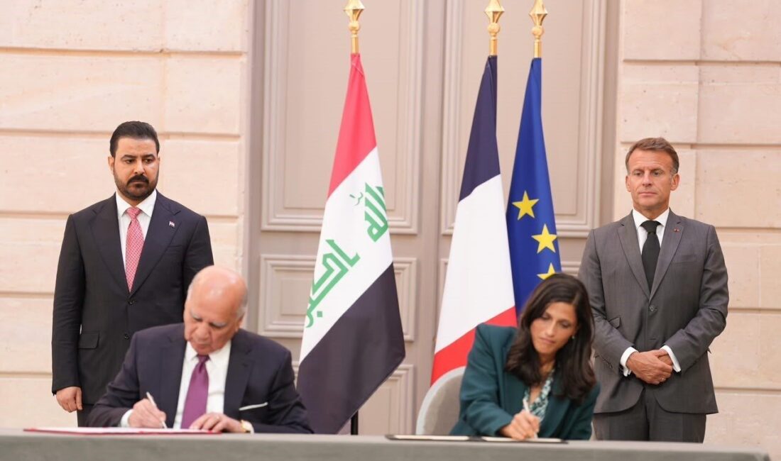 Fransa Cumhurbaşkanı Emmanuel Macron’un, Irak Başbakanı Ali Zeydi ile bir