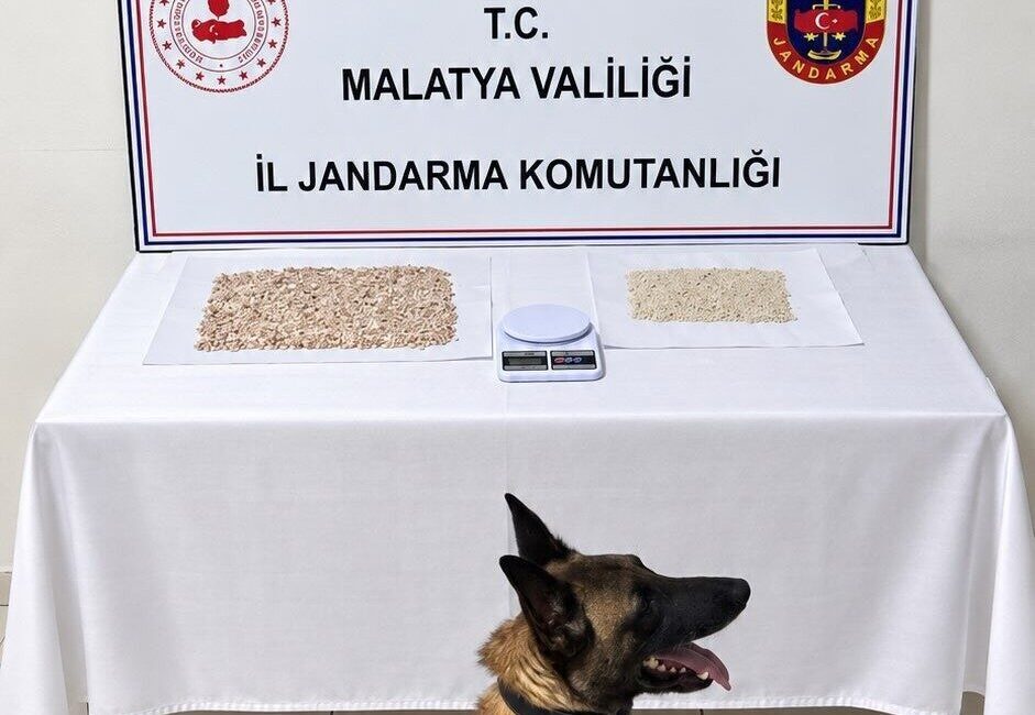 Malatya’nın Battalgazi ilçesinde jandarma ekipleri tarafından gerçekleştirilen operasyonda 1 kilo