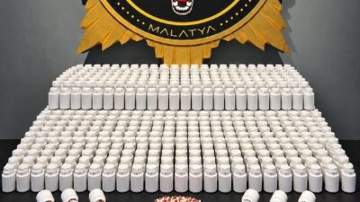 Malatya’da sokak satıcılarına yönelik gerçekleştirilen operasyonda 46 bin 189 adet