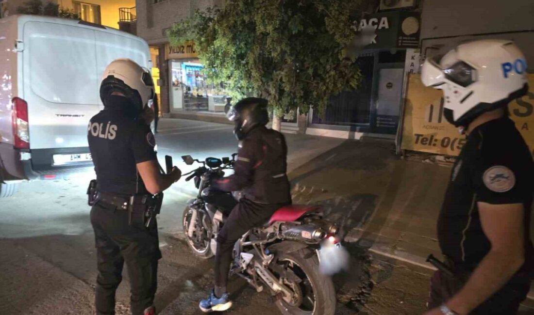 Malatya polis ekipleri, Battalgazi ve Yeşilyurt ilçelerinde motosiklet denetimleri gerçekleştirdi.