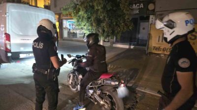 Malatya polis ekipleri, Battalgazi ve Yeşilyurt ilçelerinde motosiklet denetimleri gerçekleştirdi.