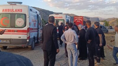 Malatya’nın Doğanşehir ilçesinde tır ile otomobilin çarpışması sonucu meydana gelen