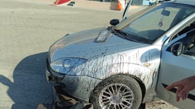 Malatya’da meydana gelen trafik kazasında, traktör ile iki otomobil çarpıştı