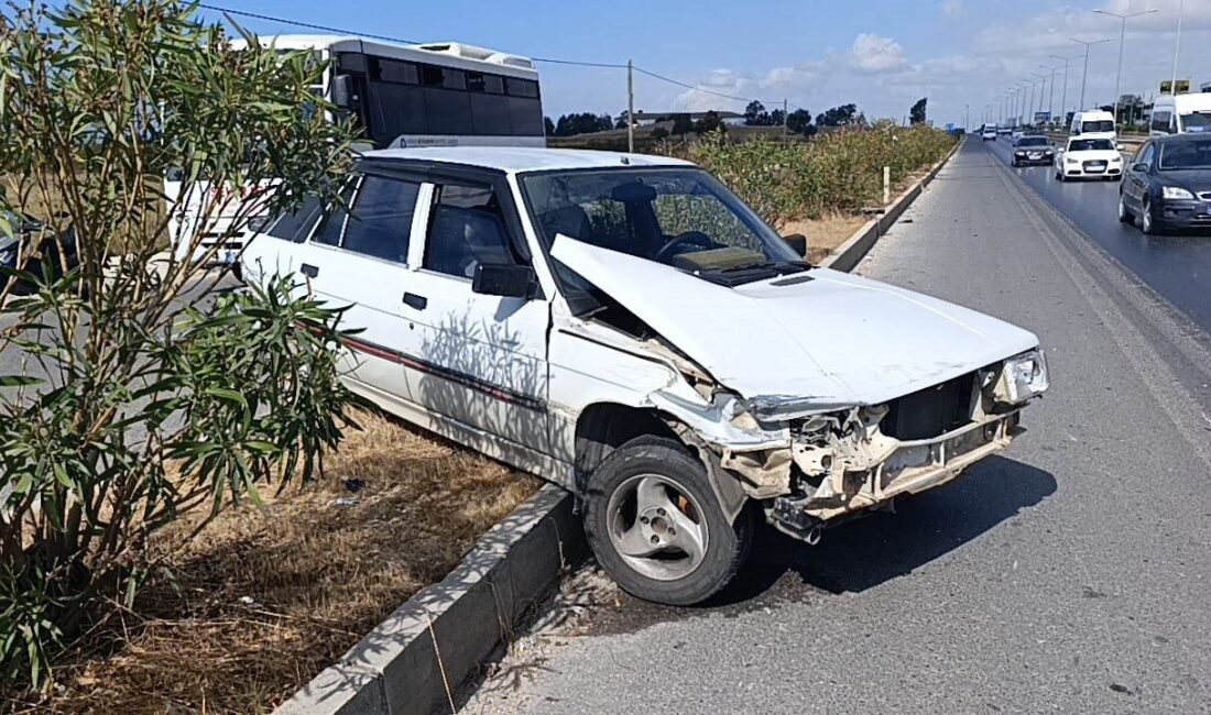 Manavgat ilçesinde meydana gelen trafik kazasında sürücü kontrolünü kaybettiği aracının,
