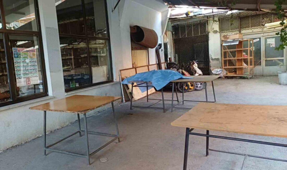 Manisa’nın Salihli ilçesindeki bir kahvehanede bir kişinin darbedilerek öldürüldüğü tespit