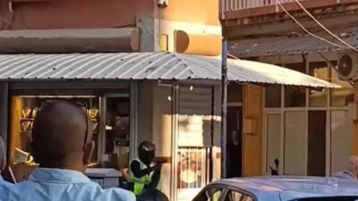 Salihli ilçesinde bir kuyumcu dükkânına gerçekleştirilen silahlı soygun teşebbüsünde 2