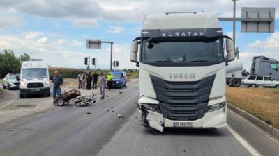 Manisa’nın Salihli ilçesinde meydana gelen bir trafik kazasında, tır ile